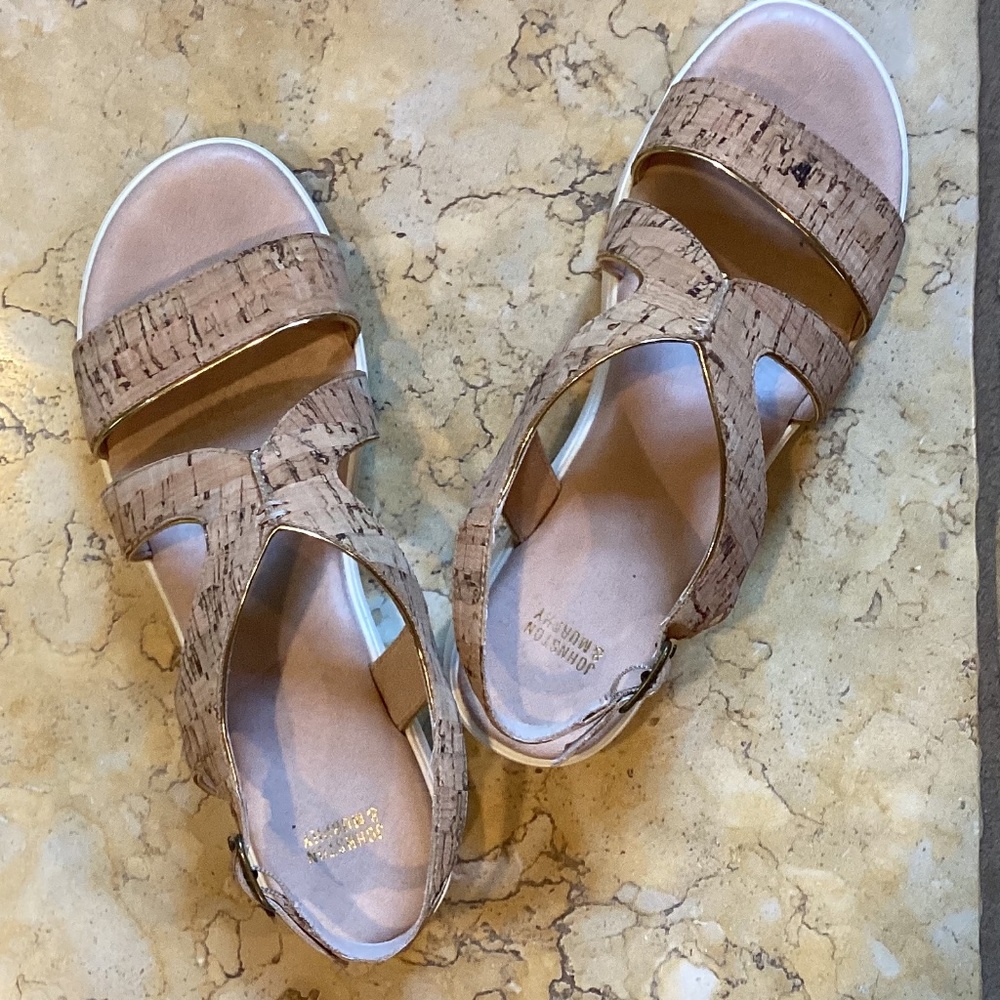 Johnston & Murphy Cora Natural Cork Gold Piped Wedge Comfort Cushioned Sandals - Picture 9 of 10